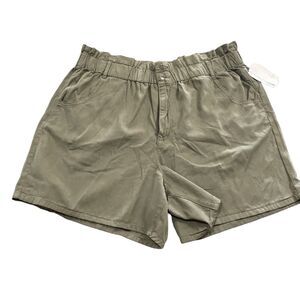 Wonderly Shorts Women's Size 16W Olive Green Tencel Blend Elastic Waist High Wst